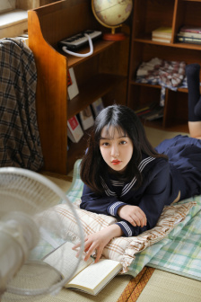 棚户区胖妹专接中老年